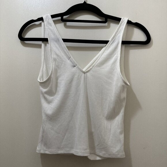 2/$30 Love Fire Crop Tank Top Womens M White Ruched Clean Girl Beach Boho NWT - Picture 3 of 11